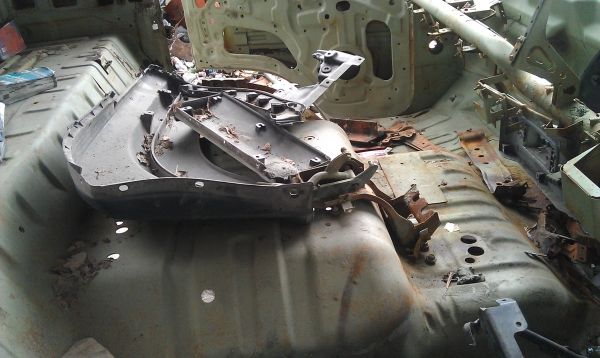 ขายรถหัวลากISUZU 360แรง จดทะเบียนปี55