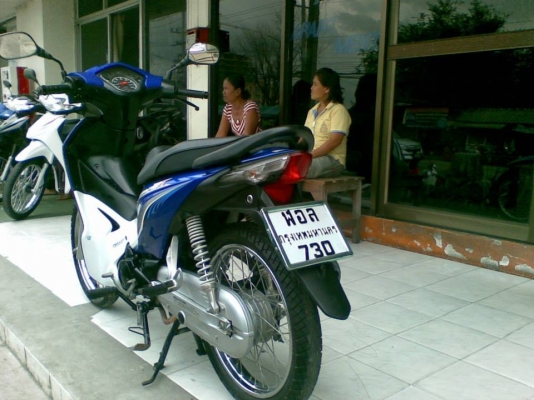 ขายถูก New Wave 110 i รุ่นใหม่ล่าสุด ปี 2555 สีน้ำเงิน ขาว