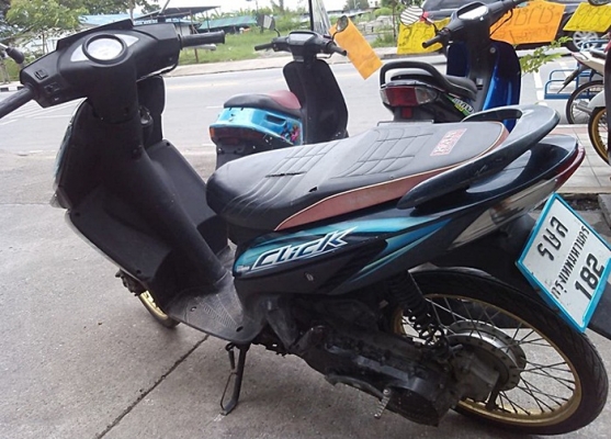 Honda Click *ราคาสุดท้าย 11,000 งดต่อนะครับ*