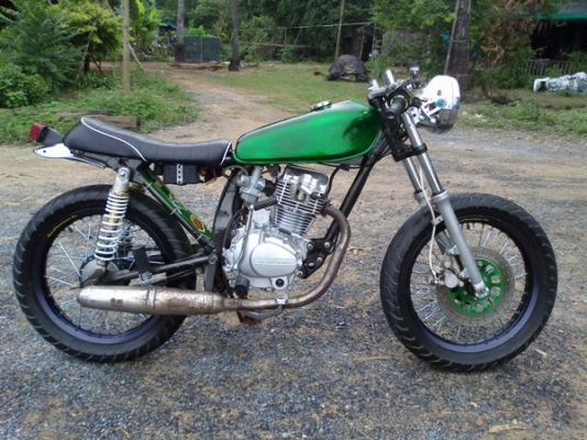 อ๊อดClassic Bike//ขาย-แลก คาเฟ่เครื่องLifan200 อินวอย หล่อๆถูกๆ 18,700 ด่วน(รับแลก)