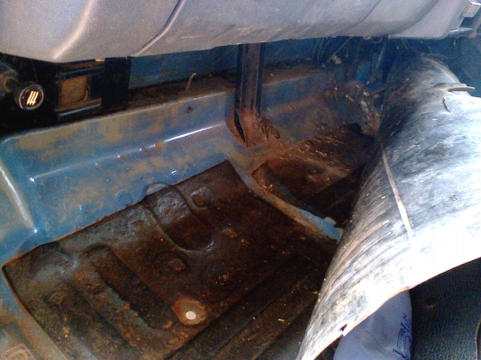 ISUZU NPR59LU5 M 115 4BD1 ห้างแท้ปี 37 เกียร์สั้นยกหัวได้ หัวเดิมบางไม่เคยทำสีตั้งแต่เกิด ภายในสวย ISUZU NPR59LU5 M 115 4BD1 ห้างแท้ปี 37 เกียร์สั้นยกหัวได้ หัวเดิมบางไม่เคยทำสีตั้งแต่เกิด ภายในสวย