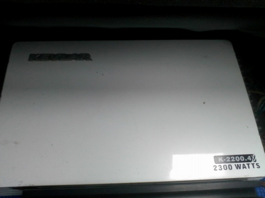 ขาวพาวเวอร์2ตัวovermacth class d 1500ขับซับ และkevlar 2000w ขับกลางแหลม ขาวพาวเวอร์2ตัวovermacth class d 1500ขับซับ และkevlar 2000w ขับกลางแหลม