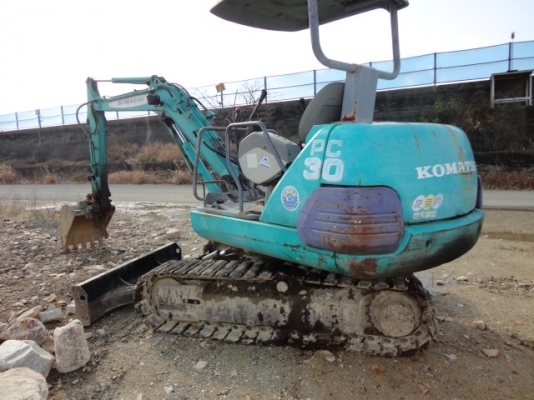 ถึงไทยแล้วค่ะรถขุดเล็ก PC30-7  นำเข้าจากญี่ปุ่น 100\% ไม่มีการใช้งานในไทยสนใจติดต่อเจี๊ยบค่ะ 087-3310254 แล้วพบกัน