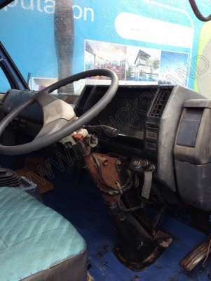 หัวเก๋ง+แซซซี รถบรรทุก 6 ล้อ ยี่ห้อ ISUZU รุ่น NPR 115 แรงม้า หัวเก๋ง+แซซซี รถบรรทุก 6 ล้อ ยี่ห้อ ISUZU รุ่น NPR 115 แรงม้า