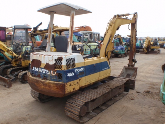 ถึงไทยแล้วค่ะรถขุดเล็ก PC40-6  นำเข้าจากญี่ปุ่น 100\% ไม่มีการใช้งานในไทยสนใจติดต่อเจี๊ยบค่ะ 087-3310254 แล้วพบกัน