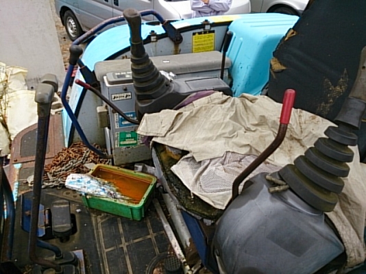 ถึงไทยแล้วค่ะรถขุดเล็ก EX40U  นำเข้าจากญี่ปุ่น 100\% ไม่มีการใช้งานในไทยสนใจติดต่อเจี๊ยบค่ะ 087-3310254 แล้วพบกัน