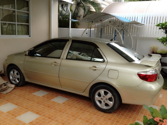 ขายรถvios ปี2004 รุ่น1.5E ออโต้ เบนซิน+LPGราคา180000