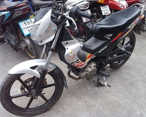 Honda Sonic สตาร์ทมือ