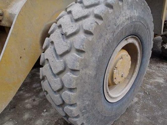 รถตักล้อยาง  WA350-1  สภาพสวย  นำเข้าจากญี่ปุ่น  เพิ่งถึงไทยเมื่อเร็ว ๆ นี้ โทร.081-373-0559