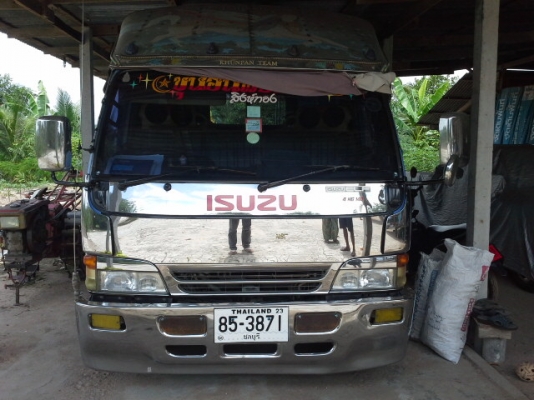 ขายรถหกล้อรับนักเรียนหรือพนักงานยาว 5 เมตร