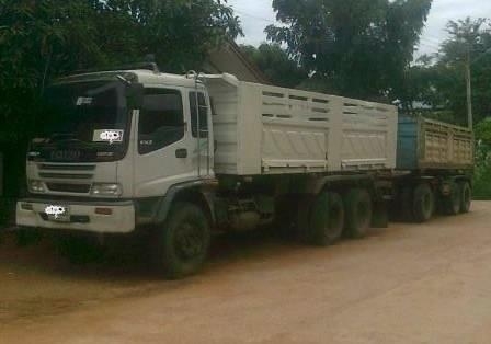 ISUZU DECA FXZ 270 HP EURO1 ปี 47 รถพ่วงแม่+ลูก แม่กระบะดั๊มพ์เหล็ก 12 ตันของสามมิตรลอนเฉียง ลูก 3 เพลาดั๊มพ์เหล็กของอู่เสรีชัย ภายในเก๋งคอนโซลสวยครบพร้อม CD แอร์ พ.เพาเวอร์ ก.ไฟฟ้า ระบบเบรคทริ๊ปฟี้ ช่วงล่างแน่นยางสภาพดีแม่ลูกประมาณ 80\% พร้อมใช้งาน เอกสาร