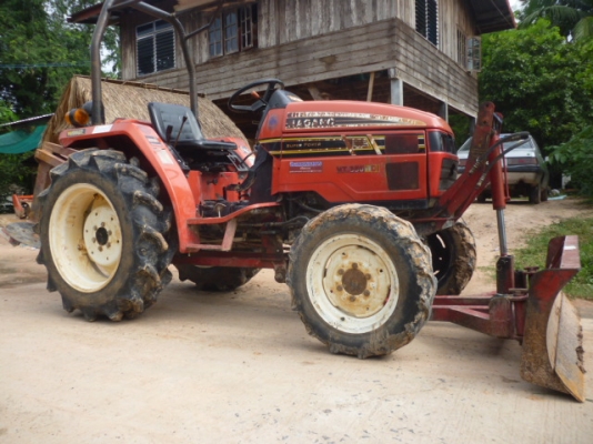 ขายรถไถนากาโน่ NT350 HDI 4WD 35แรงตัวรถเท่าคูL3608