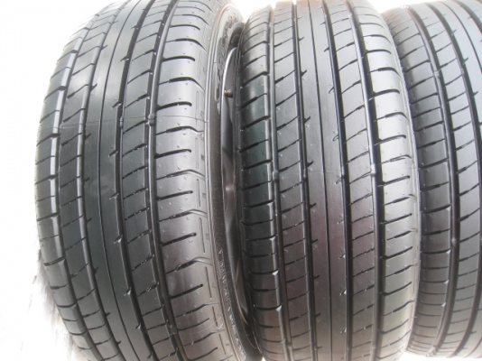 ขายล้อแม็ก Mazda2 ป้ายแดง 15"x6" et45 4รู100 + ยางปี 1313 สนใจติดต่อเล็กคลองสามครับ (081-3747940)