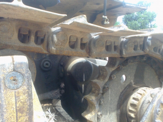 แทรคเตอร์ CAT caterpillar รุ่น D5B ตีนไก่