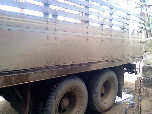 สิบล้อเพลาเดียว