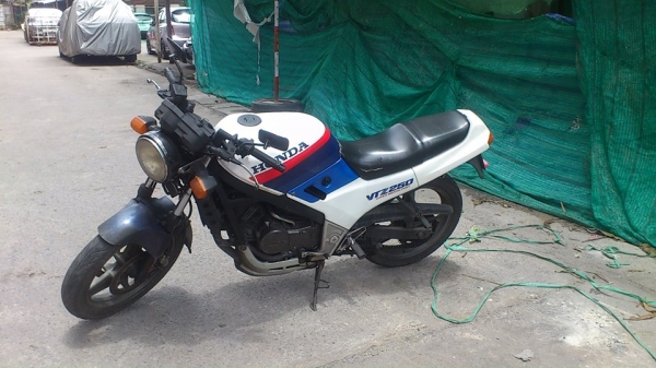 ขาย ฮอนด้า วีทีแซ๊ด 250 ทะเบียนแท้ พร้อมโอน 34000