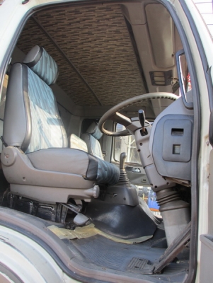 10ล้อ 3H สิงห์ไฮเทค เพลาเดียว 195แรง 10ล้อ 3H สิงห์ไฮเทค เพลาเดียว 195แรง