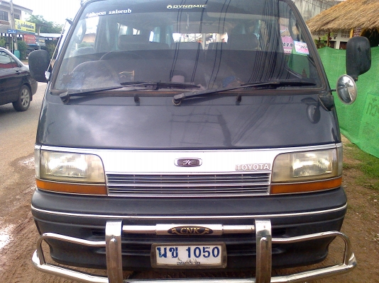 รถตู้ TOYOTA ปี 37  เครื่อง 2500