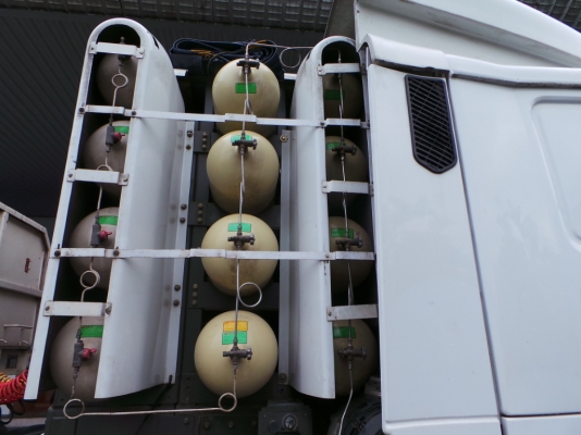 HOWO SINOTRUK พร้อมหางสามเพลา smm HOWO SINOTRUK พร้อมหางสามเพลา smm