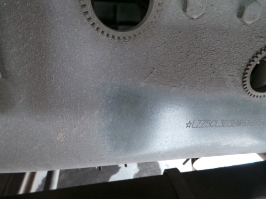 HOWO SINOTRUK พร้อมหางสามเพลา smm HOWO SINOTRUK พร้อมหางสามเพลา smm