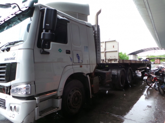 HOWO SINOTRUK พร้อมหางสามเพลา smm HOWO SINOTRUK พร้อมหางสามเพลา smm