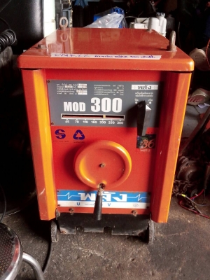 ตู้พลัง 300 สภาพสวย ไม่บิ้ว ไม่ทำสี เน้นของเดิม ๆ ครับ