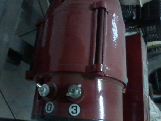 ขายเครื่องปั่นไฟสนาม 3 KVA. เชื่อมได้ 2.6 มิล ของใหม่ ขายถูกครับ