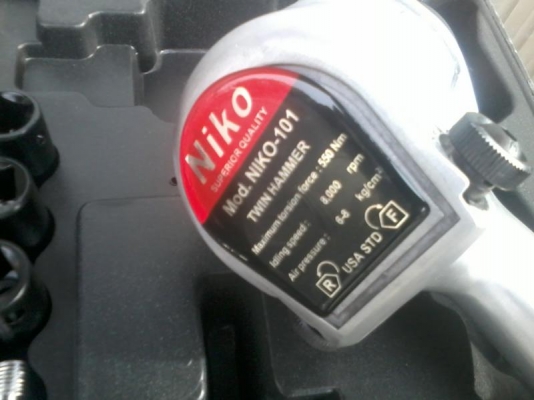 จำหน่ายบล๊อกลม ครึ่งนิ้ว ขนาด กำลังเหมาะมือช่าง เลยครับ 1,500 บาท ราคาไม่รวมส่ง จำหน่ายบล๊อกลม ครึ่งนิ้ว ขนาด กำลังเหมาะมือช่าง เลยครับ 1,500 บาท ราคาไม่รวมส่ง