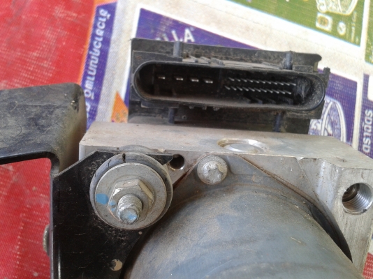 ปั๊มABSดีเเม็ก โกล์ซ๊รี่ ปั๊มABSดีเเม็ก โกล์ซ๊รี่