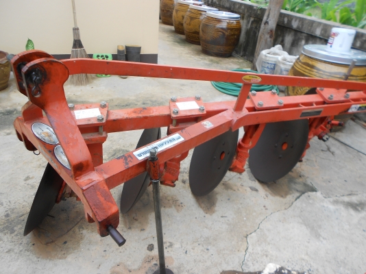 ผาล4 คูโบต้า ใบ22สภาพ 90\% ใส่ 36 45 47 ได้ ผาล4 คูโบต้า ใบ22สภาพ 90\% ใส่ 36 45 47 ได้