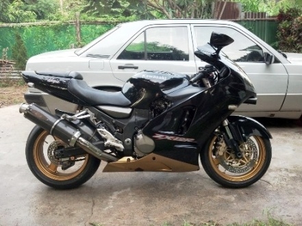 Ninja ZX12r ปี2002 Inv. รถสมบูรณ์ ลดเหลือ 100,000 เดียว