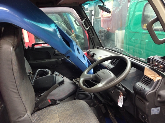 หัวเก๋ง Isuzu NKR การ์ตูน หลังคาสูง 24v.