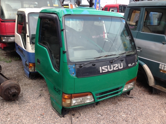 หัวเก๋ง Isuzu NKR การ์ตูน หลังคาสูง 24v.