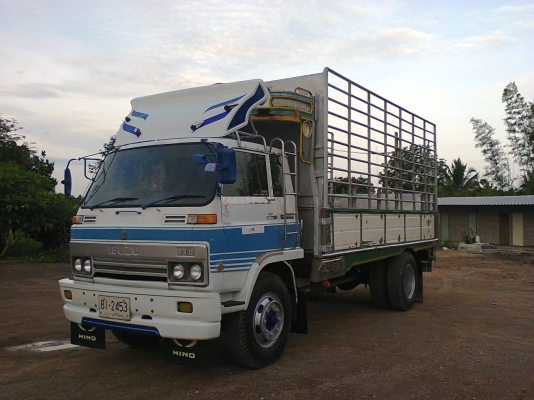 ขาย6ล้อใหญ่ช่วงล้อยาว4.50ม.เบรคจิฟฟี่อยากขายแล้ว