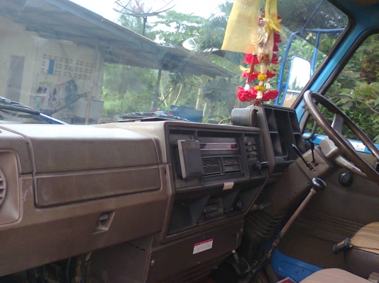 ขาย6ล้อใหญ่ช่วงล้อยาว4.50ม.เบรคจิฟฟี่อยากขายแล้ว