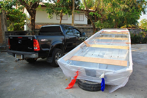 เรืออลูมิเนียมท้องแบน ท้องวี ราคาถูก จากโรงงาน