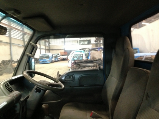 หัวเก๋ง Isuzu NKR การ์ตูน 24v.