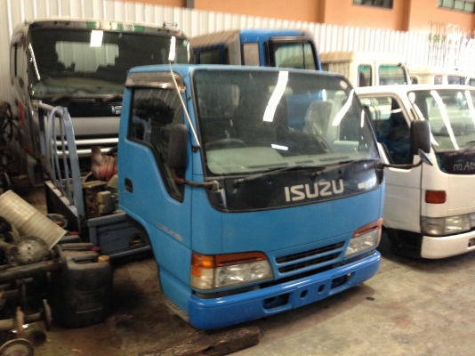 หัวเก๋ง Isuzu NKR การ์ตูน 24v.