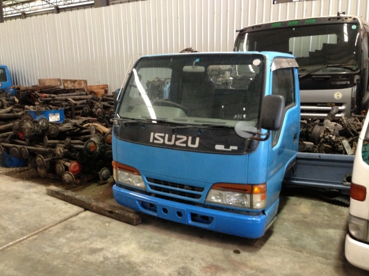 หัวเก๋ง Isuzu NKR การ์ตูน 24v.