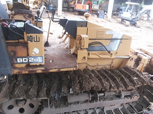 ขายรถดันดิน BULLDOZER MITSUBISHI BD2G ขายรถดันดิน BULLDOZER MITSUBISHI BD2G