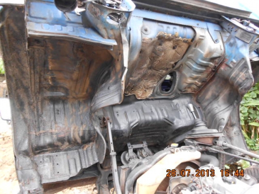 ขาย 6 ล้อ  TOYOTA  Dyna  350 เครื่องเดิม 14B เครื่องดี แซทซีสวย  แอร์เย็น