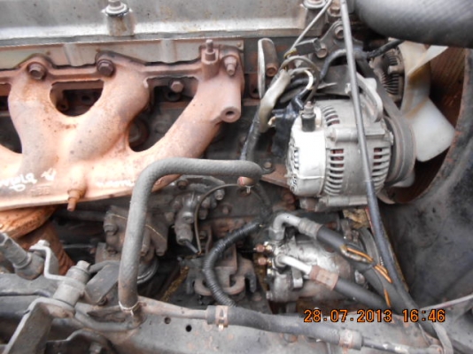 ขาย 6 ล้อ  TOYOTA  Dyna  350 เครื่องเดิม 14B เครื่องดี แซทซีสวย  แอร์เย็น