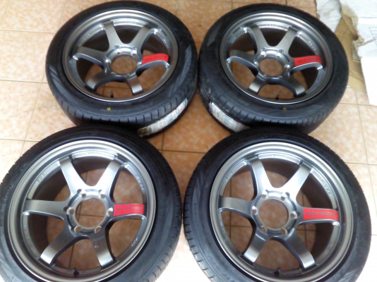 ขายล้อแม็ก TE37SL 17" F8.5-R9.5ล้อสีกันพร้อมยางใหม่ 235/45/17 Nitto Made in Japan