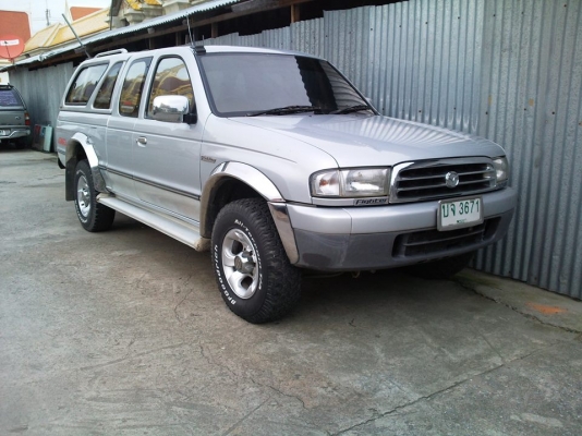 ต้องการขายรถ mazda B2500 figter 4WD ต้องการขายรถ mazda B2500 figter 4WD