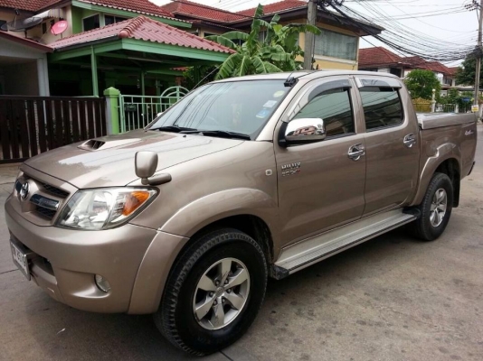 ขาย TOYOTA VIGO (double cab) 4x4 เกียร Auto เดิมๆไม่เคยชน