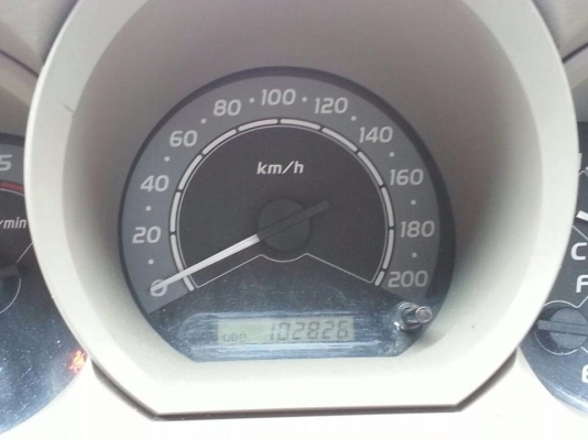 ขาย TOYOTA VIGO (double cab) 4x4 เกียร Auto เดิมๆไม่เคยชน