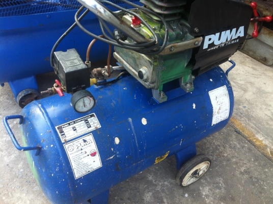 ขายปั๊มลม PUMA โรตารี่ 50 ลิตร ของแท้ราคาไม่แพงรอส่งครับ ขายปั๊มลม PUMA โรตารี่ 50 ลิตร ของแท้ราคาไม่แพงรอส่งครับ