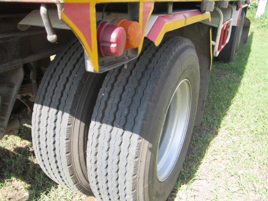 ขาย ISUZU GIGA 320 กับ 360 แรงม้า รถพ่วง/แม่-ลูก/คอกเกษตร/ 24 ล้อ/คานหน้าคู่ /ไม่ดั๊ม/แก๊ส 10 ลูก/รถใช้งานมา 2 ปี รุ่นเดียวกันมีอยู่ 4 คัน