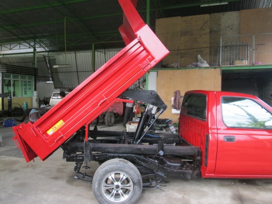 รถปิ๊กอัฟ กะบะดั้มพ์ นิสสัน ฟรอนเทีย ปี 2004 ราคาถูก