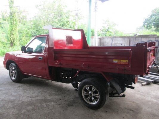 รถปิ๊กอัฟ กะบะดั้มพ์ นิสสัน ฟรอนเทีย ปี 2004 ราคาถูก